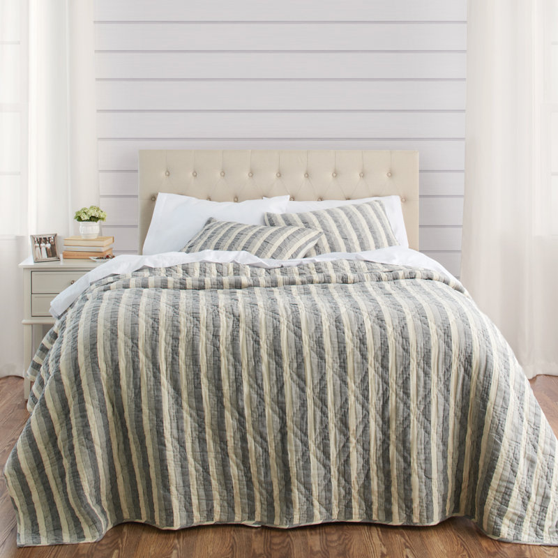 Brekle Quilt, Queen Quilt