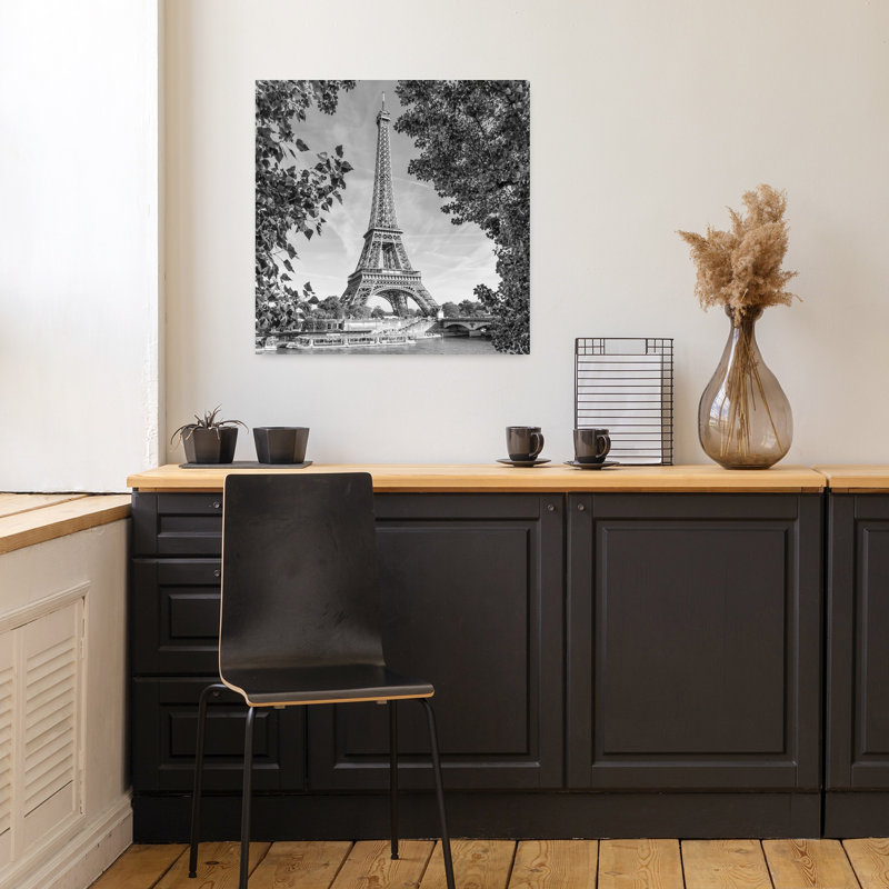 «Classic Eiffel Tower View», architecture contemporaine contemporaine, art mural, H 18 po x l 18 po