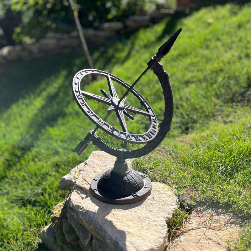 Bonnielou Metal Astrology & Stars Sundial