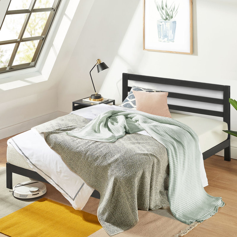 Modernista Classic Heavy Duty 10" Metal Platform Bed, Full