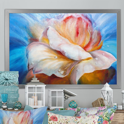 " Creative Waterdrop On Beige Flowers II "