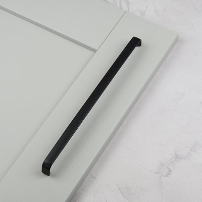 Matt Black Slim Curved D-Bar Handles