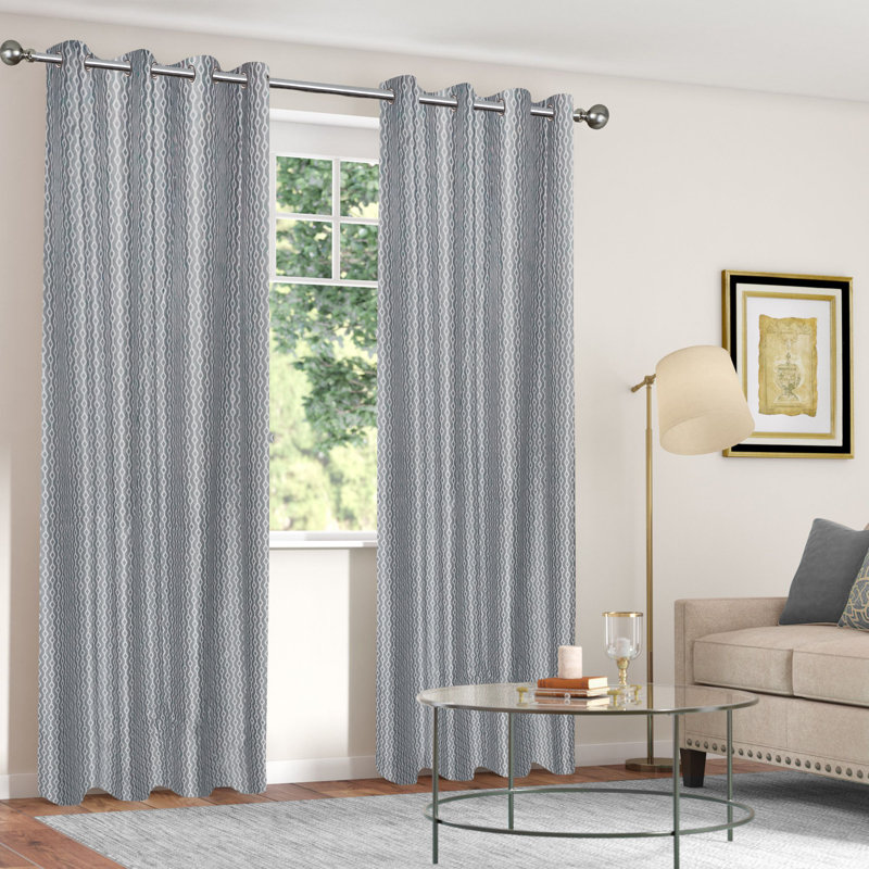 Paire de rideaux semi-transparents avec œillets
