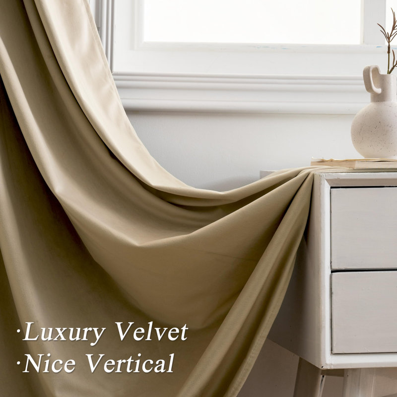Ensemble de 2 rideaux obscurcissants en velours, Beige chameau, L 52 po x L 108 po