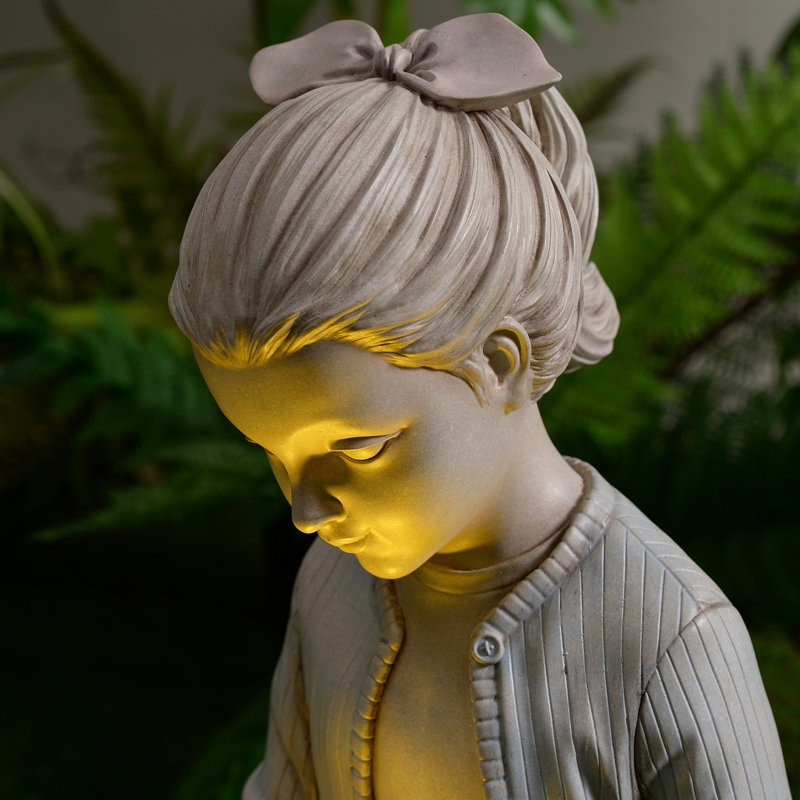 Statue de jardin éclairée à DEL