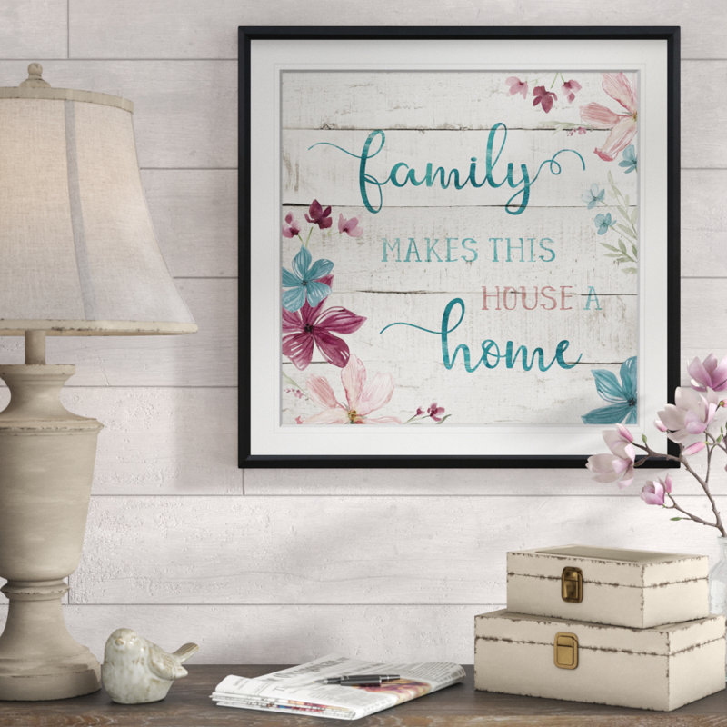 « family home », art textuel, H 24 po x l 24 po x P 1,5 po, Cadre noir