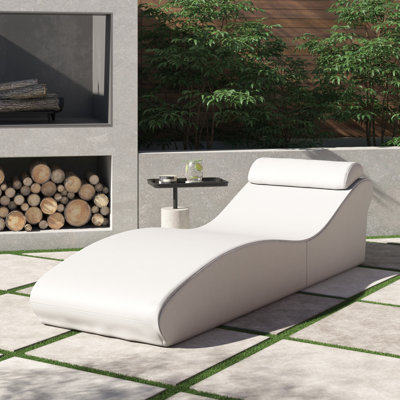 Surf Low Pro Outdoor Single chaise with Cushions