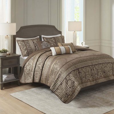6 Piece Jacquard Quilt Set With Throw Pillows Brown/Gold