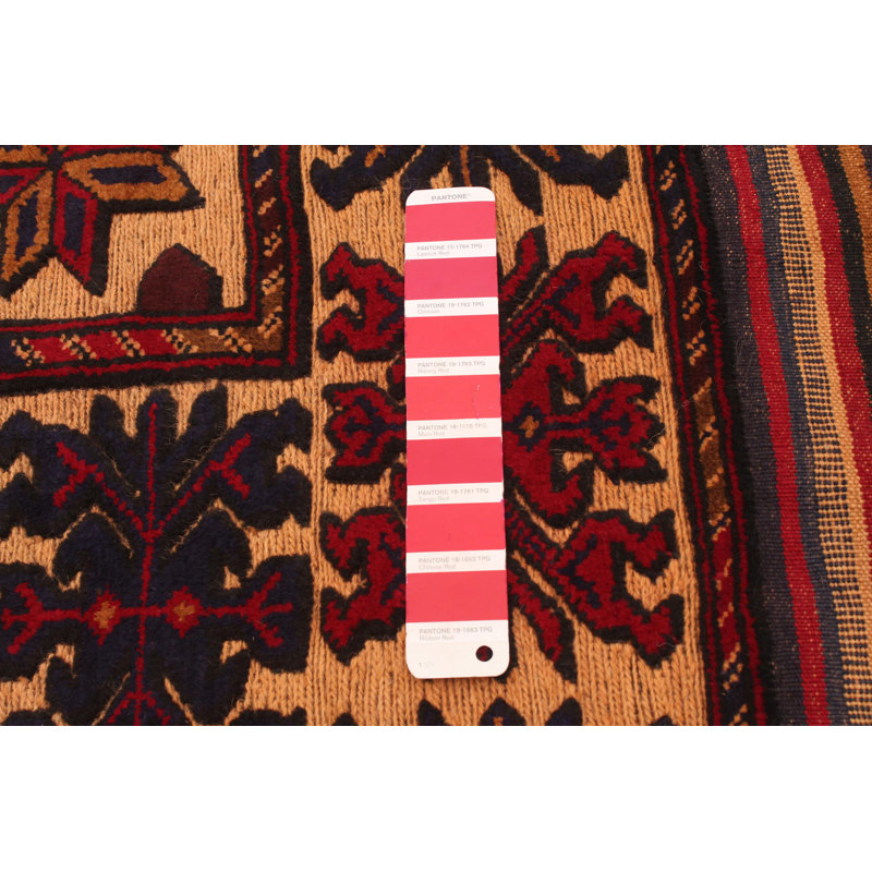 Tapis rouge tadjik 4 pi 1 po x 5 pi 9 po