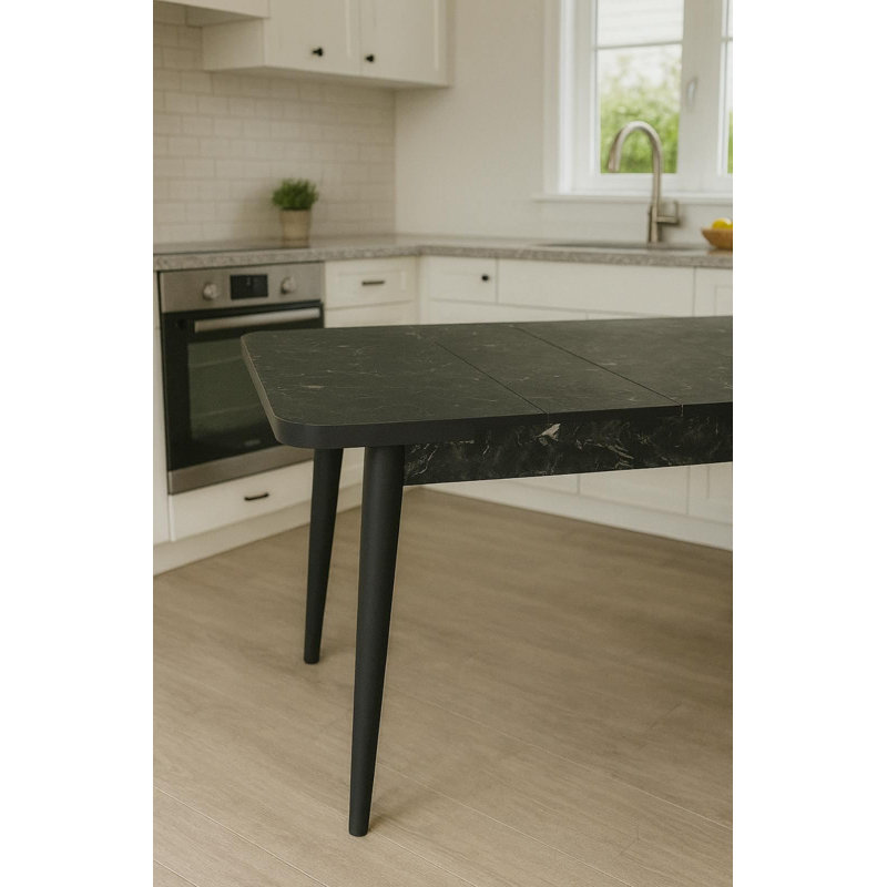 Ensemble de table et chaises de salle à manger extensible (5 pièces), noir, 51,2 po x 31,5 po x 29,5 po | 100% bois de hêtre et panneau de fibres à densité moyenne résistant aux rayures | Comprend 4 chaises (17,3 po x 36,2 po x 17,3 po) | Élégant et durable pour les espaces de salle à manger modernes