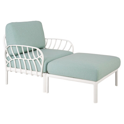 Laurel Resin Outdoor Chaise Lounge