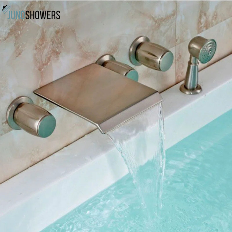 Robinet de baignoire à fixation murale Juno avec pomme de douche à main au fini nickel brossé moderne