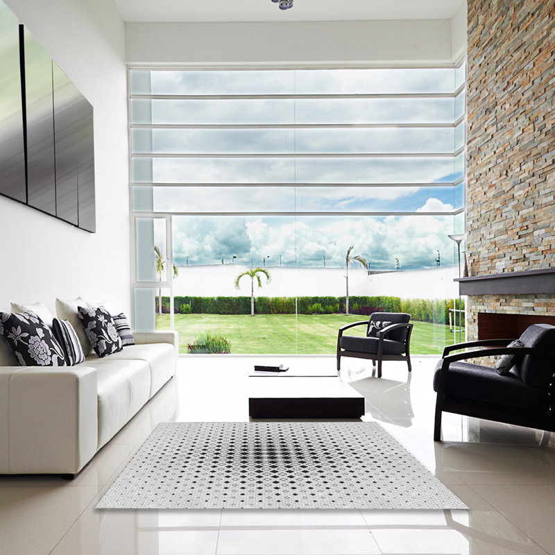 Tapis noir à motifs géométriques, Carré 6 pi