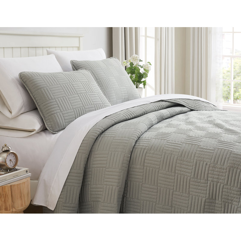 Grid Quilted Oversized lightweight Prewash Microfiber Quilt Set, King Quilt + 2 King Shams, Gray