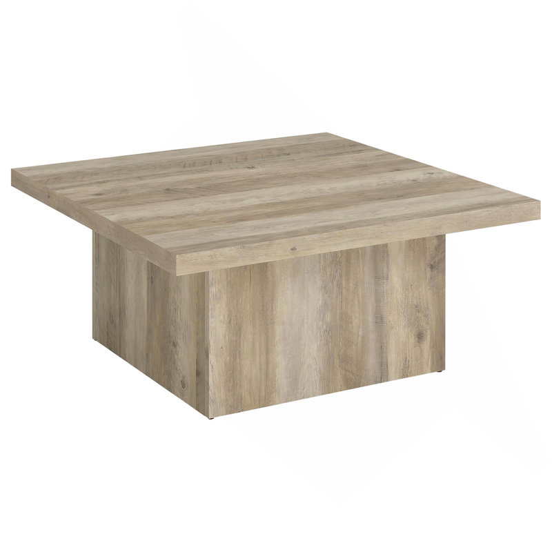 Table basse en pin vieilli