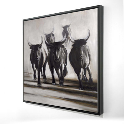 " Running Fierce Bulls "