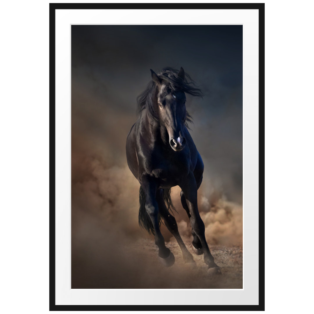 Gerahmtes Poster Elegantes schwarzes Pferd