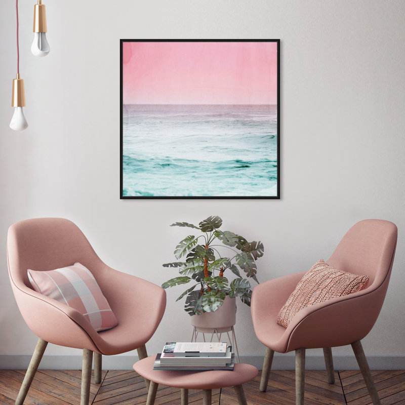 «Nautical and Coastal Dream Ocean View, Coastal Pink», impression, H 24 po x l 24 po, Cadre flottant noir
