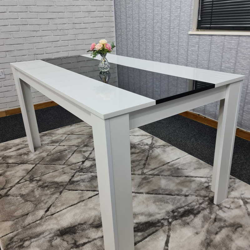 Ruffner Dining Table, H75 x L117 x W77cm