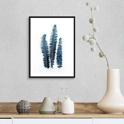 « Fern Fronds Baltic Sea » par Urban Epiphany, reproduction d’art sur toile