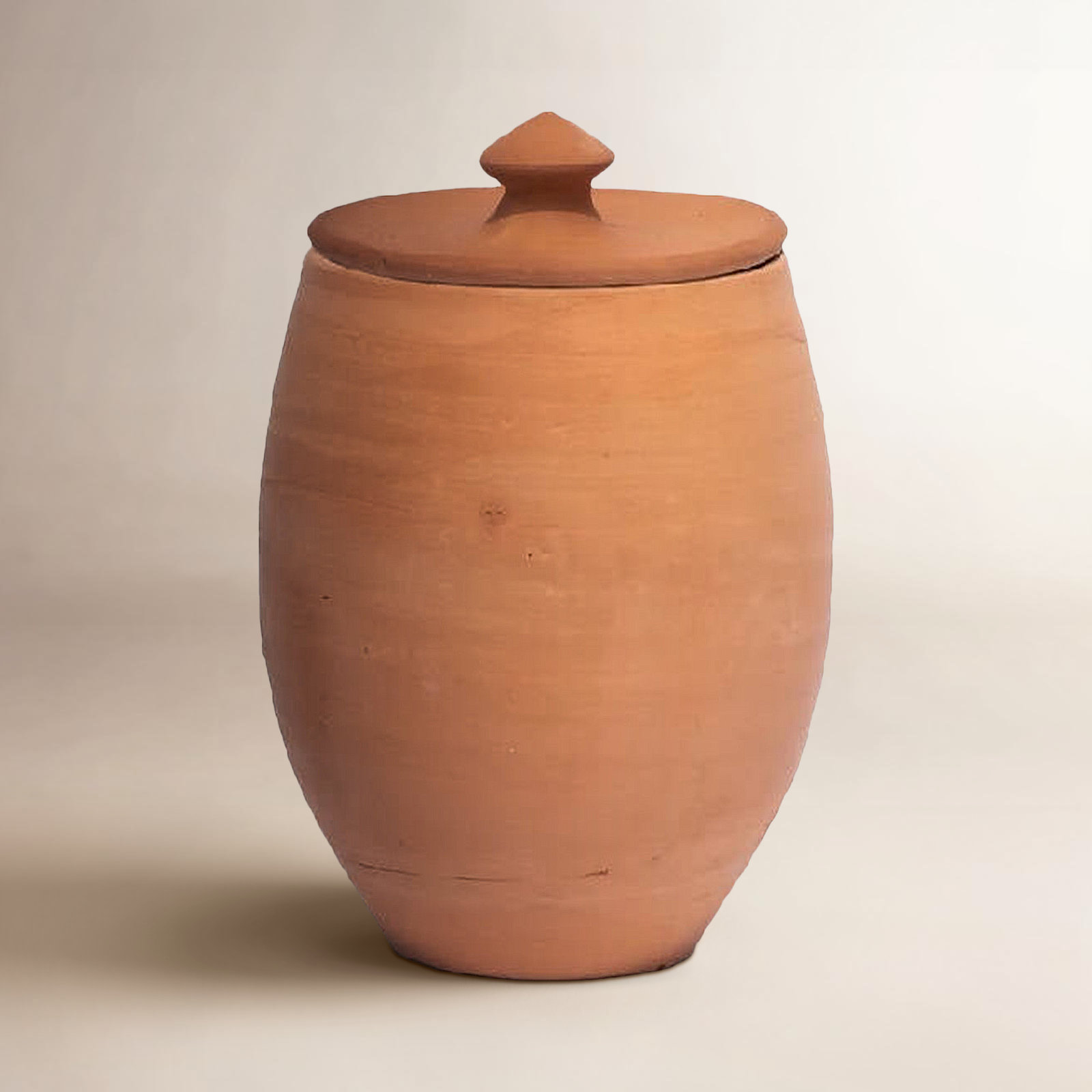 5'' Terracotta Decorative Urns & Jars, 5" H x 4" W x 4" D