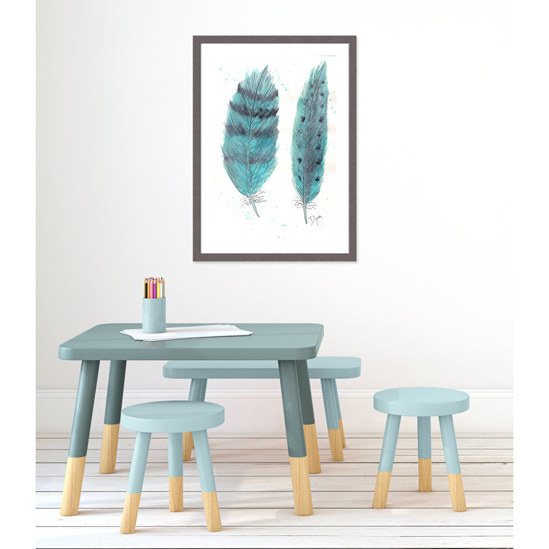 «Feathers in Turquoise II», art encadré, H 36,5 po x l 26,5 po x P 0,6 po, Encadrement fil du bois gris