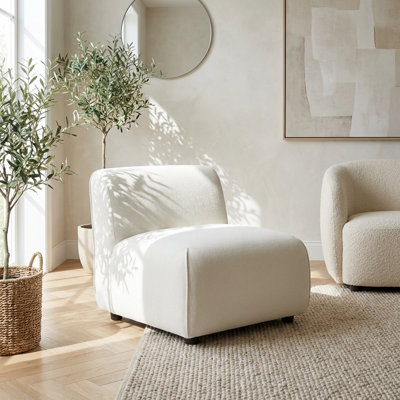 Chaise d'appoint rembourrée moderne avec design moelleux