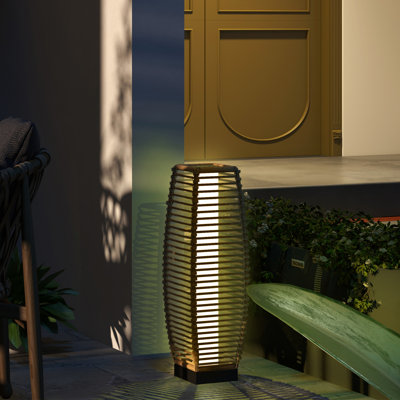 Lampe solaire sur pied Outsunny