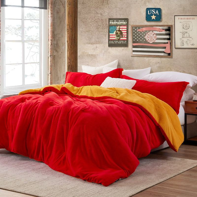 Even Heroes Need Sleep Coma Inducer Oversized Comforter Set, King Comforter + 2 King Shams, Red