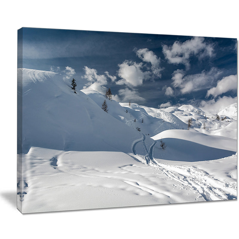 «Ski Tracks on a Slope», reproduction de photo sur toile tendue, H 30 po x l 40 po x P 1 po