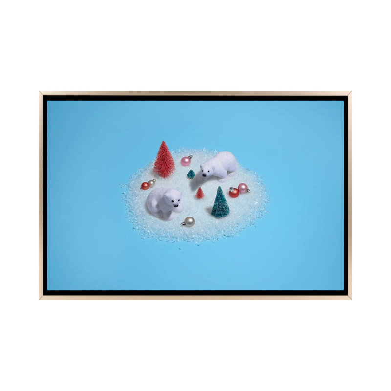 «Arctic Holiday Gathering», reproduction d'art sur toile encadrée, H 40 po x l 60 po, Champagne