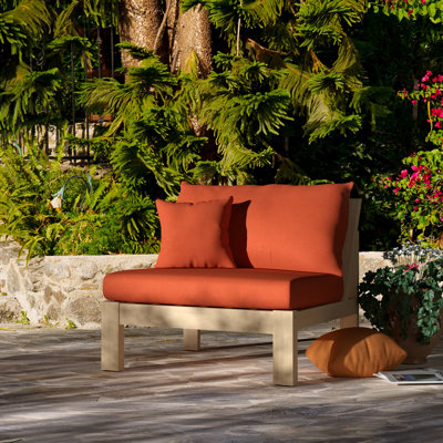 Chaise de patio avec coussins Sunbrella Sehrish