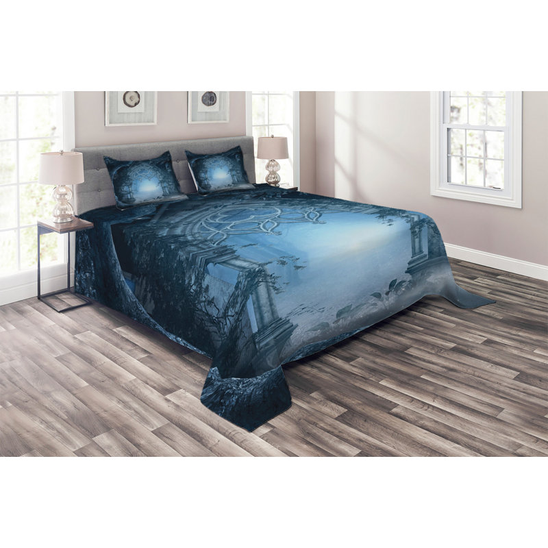 Fantasy Polyester Coverlet, King Bedspread + 2 Shams