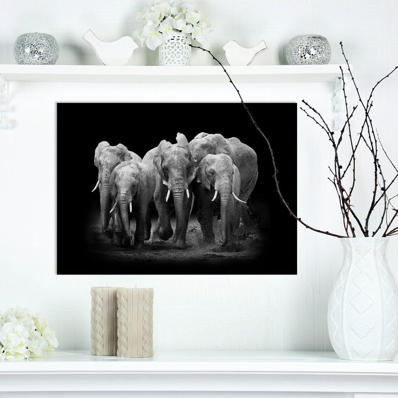 «Group of Elephant on Dark», impression sur toile tendue, H 20 po x l 20 po x P 1 po