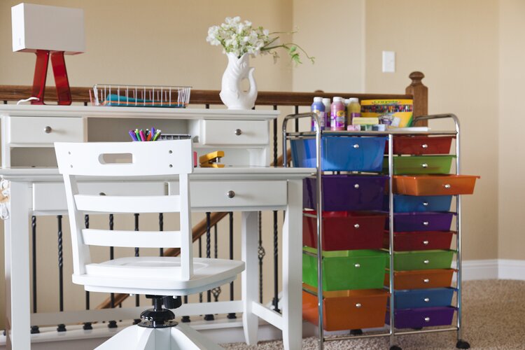 Kids Desks With Storage: 9 Great Ideas