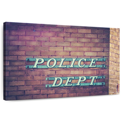 Alcaraz Police Department Sign