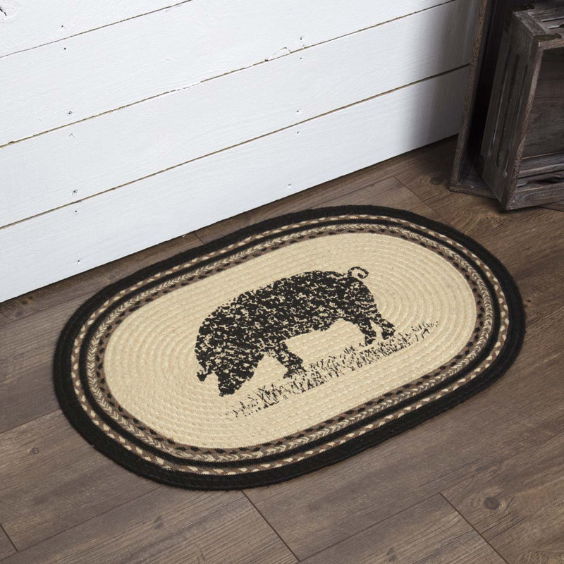 Hinderliter Indoor Rug, Oval 1'8" x 2'6"