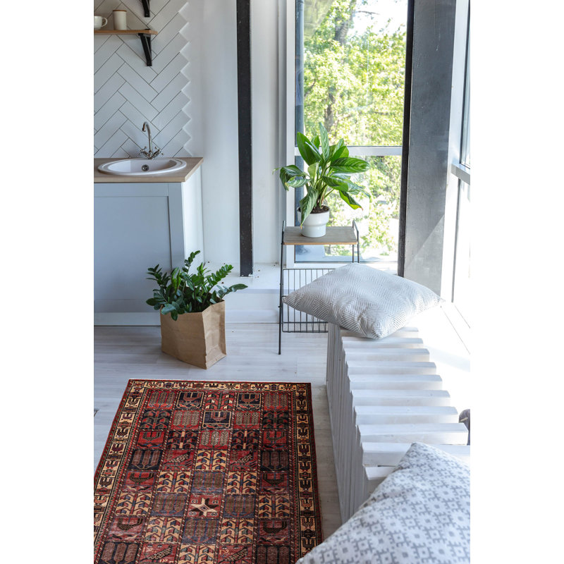 Tapis rouge rétro Kayseri 4 pi 9 po x 9 pi 3 po