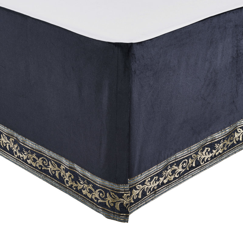 Indigo and Blue Queen 4-Piece Comforter Set with Gold Accents