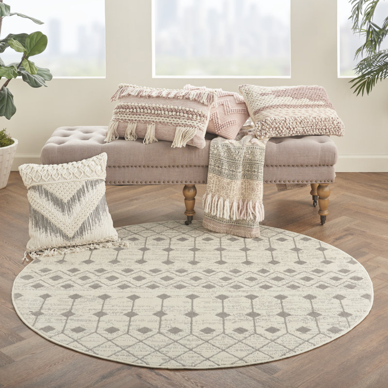 Brahn Argyle Indoor Rug, Round 5'3"