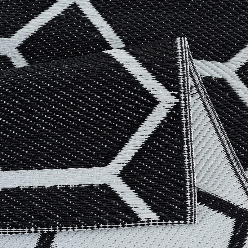 Geometric Indoor / Outdoor Rug, Rectangle 6' x 9'