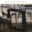 Ensemble de table de salle à manger moderne et luxueux-105490270-115074643