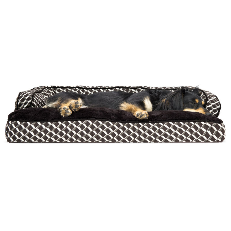 Geometric Polyester Pet Bed, Diamond Brown, Medium (30" W x 20" D x 6.25" H)