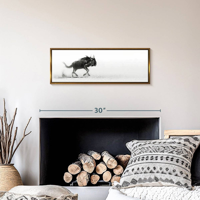 Safari gnou, 25" X 9", Floating Frame Gold