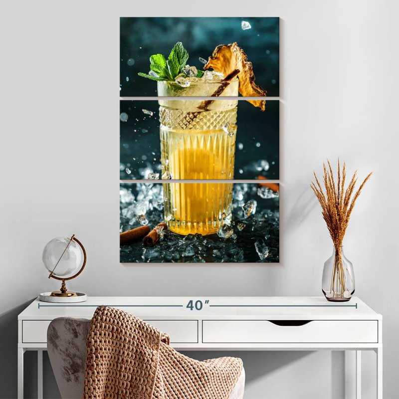 Yarlin Pineapple Cocktail, 32" H x 20" W