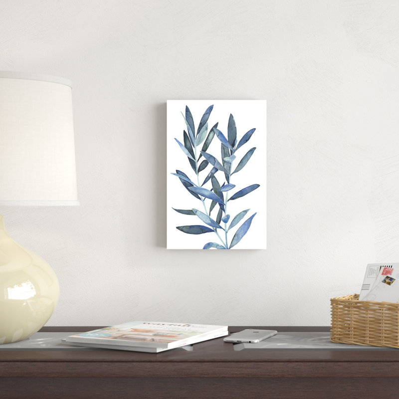 «Indigo Leaves III» par Megan Meagher - peinture sur toile tendue, H 12 po x l 8 po