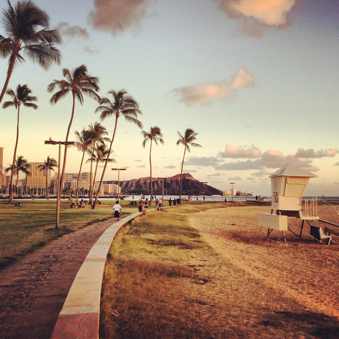 Hawaiian Beach von Anouchka - Druck auf Leinwand ohne Rahmen