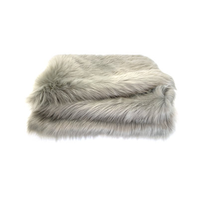 Premium Luxury Faux Sheepskin Fur Throw Blanket