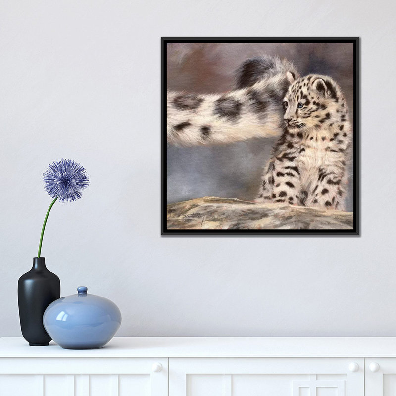 « side balay snow leopard cub », impression sur toile, H 18 po x l 18 po x P 1,5 po, Toile avec cadre noir, Pas de tapis