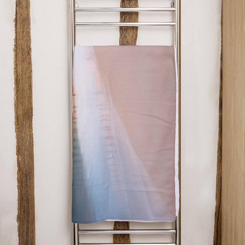 Dontavia Midweight Bath Towel